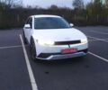 Белый Хендай Ioniq 5, объемом двигателя 0 л и пробегом 81 тыс. км за 23900 $, фото 2 на Automoto.ua