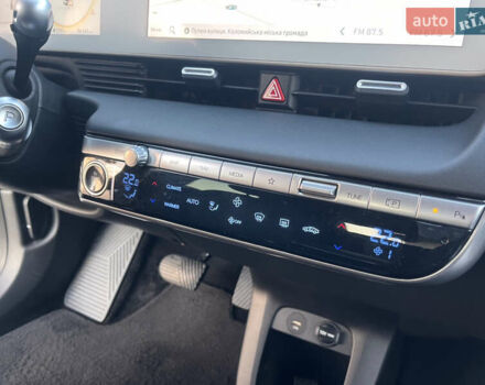 Белый Хендай Ioniq 5, объемом двигателя 0 л и пробегом 96 тыс. км за 22500 $, фото 12 на Automoto.ua