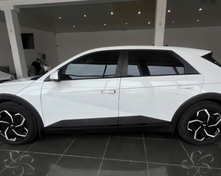 Белый Хендай Ioniq 5, объемом двигателя 77 л и пробегом 44 тыс. км за 32500 $, фото 5 на Automoto.ua