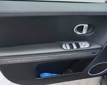 Белый Хендай Ioniq 5, объемом двигателя 0 л и пробегом 178 тыс. км за 23300 $, фото 18 на Automoto.ua