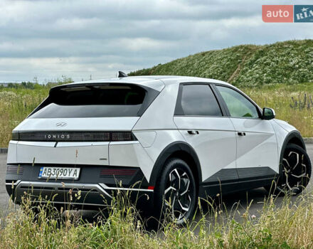 Белый Хендай Ioniq 5, объемом двигателя 0 л и пробегом 42 тыс. км за 29500 $, фото 11 на Automoto.ua