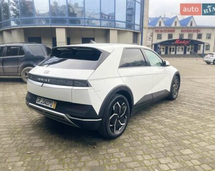 Белый Хендай Ioniq 5, объемом двигателя 0 л и пробегом 30 тыс. км за 29900 $, фото 6 на Automoto.ua