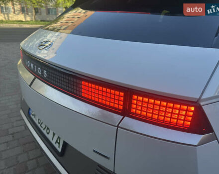 Белый Хендай Ioniq 5, объемом двигателя 0 л и пробегом 29 тыс. км за 28400 $, фото 35 на Automoto.ua