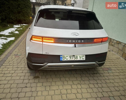 Белый Хендай Ioniq 5, объемом двигателя 0 л и пробегом 84 тыс. км за 23200 $, фото 9 на Automoto.ua