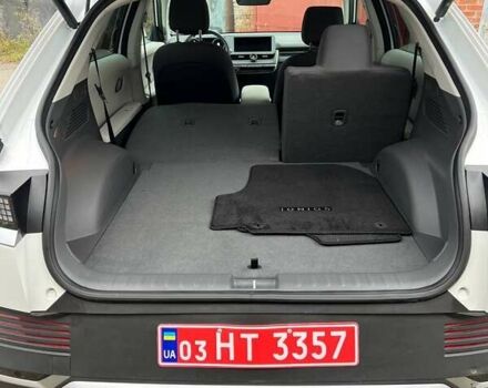 Белый Хендай Ioniq 5, объемом двигателя 0 л и пробегом 54 тыс. км за 18900 $, фото 8 на Automoto.ua