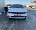 Белый Хендай Ioniq 5, объемом двигателя 0 л и пробегом 35 тыс. км за 23400 $, фото 17 на Automoto.ua