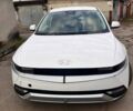 Белый Хендай Ioniq 5, объемом двигателя 0 л и пробегом 54 тыс. км за 18900 $, фото 4 на Automoto.ua