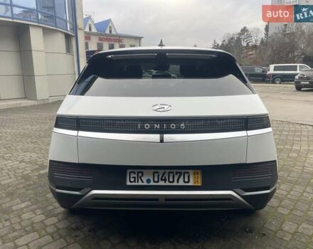 Белый Хендай Ioniq 5, объемом двигателя 0 л и пробегом 30 тыс. км за 29900 $, фото 5 на Automoto.ua