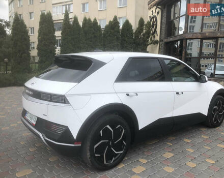 Белый Хендай Ioniq 5, объемом двигателя 0 л и пробегом 30 тыс. км за 26700 $, фото 8 на Automoto.ua