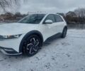 Белый Хендай Ioniq 5, объемом двигателя 0 л и пробегом 12 тыс. км за 27200 $, фото 19 на Automoto.ua