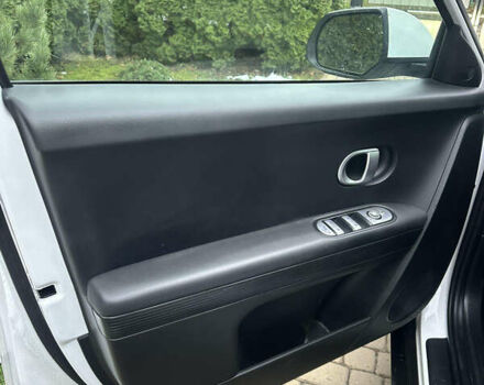 Белый Хендай Ioniq 5, объемом двигателя 0 л и пробегом 84 тыс. км за 23200 $, фото 13 на Automoto.ua