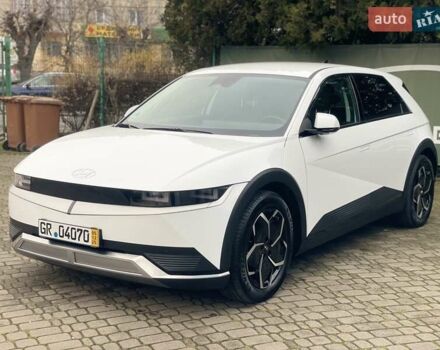 Белый Хендай Ioniq 5, объемом двигателя 0 л и пробегом 30 тыс. км за 29900 $, фото 2 на Automoto.ua