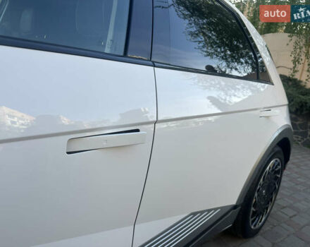 Белый Хендай Ioniq 5, объемом двигателя 0 л и пробегом 29 тыс. км за 28400 $, фото 32 на Automoto.ua
