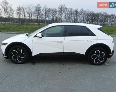 Белый Хендай Ioniq 5, объемом двигателя 0 л и пробегом 10 тыс. км за 27000 $, фото 1 на Automoto.ua