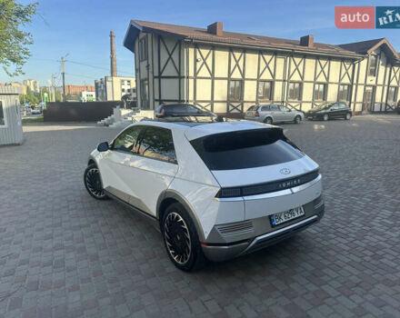 Белый Хендай Ioniq 5, объемом двигателя 0 л и пробегом 29 тыс. км за 28400 $, фото 20 на Automoto.ua