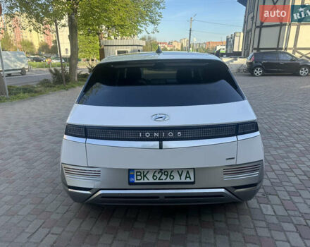 Белый Хендай Ioniq 5, объемом двигателя 0 л и пробегом 29 тыс. км за 28400 $, фото 17 на Automoto.ua
