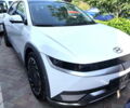 Белый Хендай Ioniq 5, объемом двигателя 0 л и пробегом 33 тыс. км за 31900 $, фото 2 на Automoto.ua