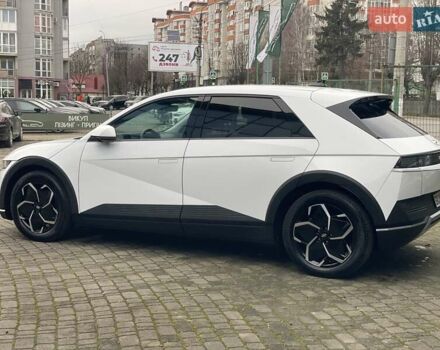 Белый Хендай Ioniq 5, объемом двигателя 0 л и пробегом 30 тыс. км за 29900 $, фото 3 на Automoto.ua