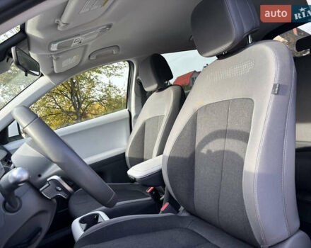 Белый Хендай Ioniq 5, объемом двигателя 0 л и пробегом 20 тыс. км за 26400 $, фото 10 на Automoto.ua