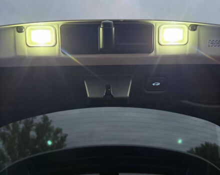 Белый Хендай Ioniq 5, объемом двигателя 0 л и пробегом 33 тыс. км за 33999 $, фото 34 на Automoto.ua