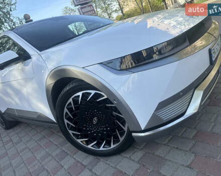 Белый Хендай Ioniq 5, объемом двигателя 0 л и пробегом 29 тыс. км за 28400 $, фото 6 на Automoto.ua