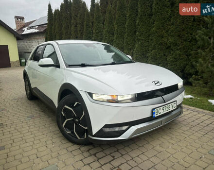 Белый Хендай Ioniq 5, объемом двигателя 0 л и пробегом 84 тыс. км за 23200 $, фото 1 на Automoto.ua
