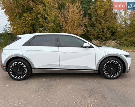 Белый Хендай Ioniq 5, объемом двигателя 0 л и пробегом 33 тыс. км за 33999 $, фото 12 на Automoto.ua