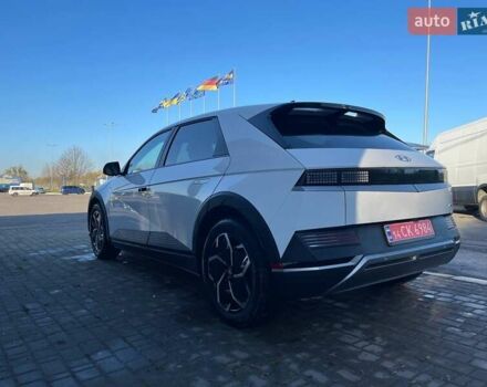 Белый Хендай Ioniq 5, объемом двигателя 0 л и пробегом 35 тыс. км за 23400 $, фото 5 на Automoto.ua