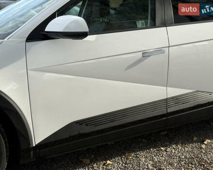 Білий Хендай Ioniq 5, об'ємом двигуна 0 л та пробігом 17 тис. км за 26500 $, фото 6 на Automoto.ua