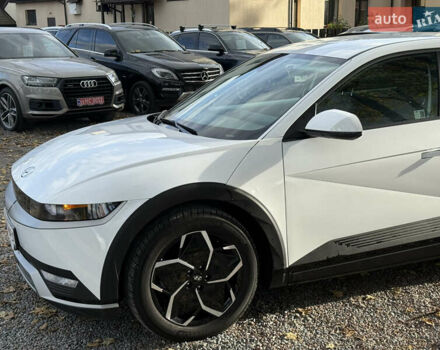 Білий Хендай Ioniq 5, об'ємом двигуна 0 л та пробігом 17 тис. км за 26500 $, фото 4 на Automoto.ua