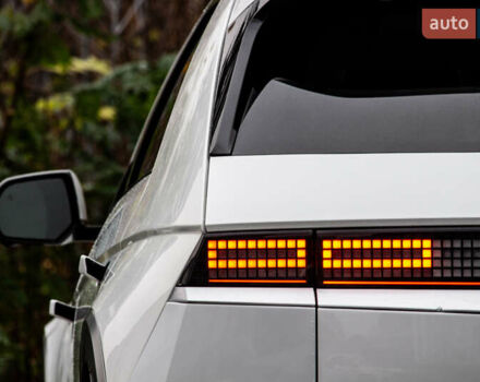 Белый Хендай Ioniq 5, объемом двигателя 0 л и пробегом 2 тыс. км за 33000 $, фото 27 на Automoto.ua