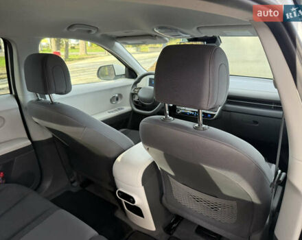 Білий Хендай Ioniq 5, об'ємом двигуна 0 л та пробігом 17 тис. км за 26500 $, фото 56 на Automoto.ua