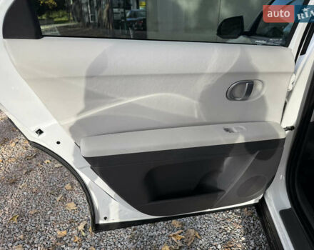 Білий Хендай Ioniq 5, об'ємом двигуна 0 л та пробігом 17 тис. км за 26500 $, фото 50 на Automoto.ua