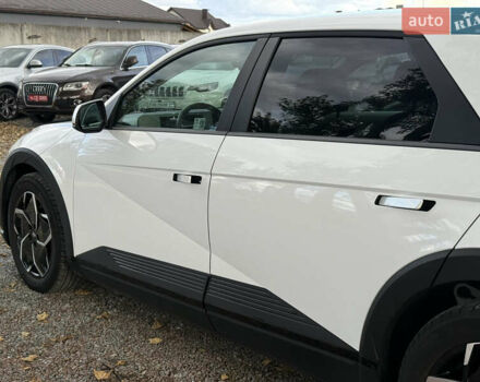 Білий Хендай Ioniq 5, об'ємом двигуна 0 л та пробігом 17 тис. км за 26500 $, фото 10 на Automoto.ua