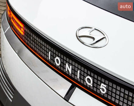 Белый Хендай Ioniq 5, объемом двигателя 0 л и пробегом 2 тыс. км за 33000 $, фото 20 на Automoto.ua