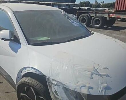 Белый Хендай Ioniq 5, объемом двигателя 0 л и пробегом 7 тыс. км за 18860 $, фото 3 на Automoto.ua
