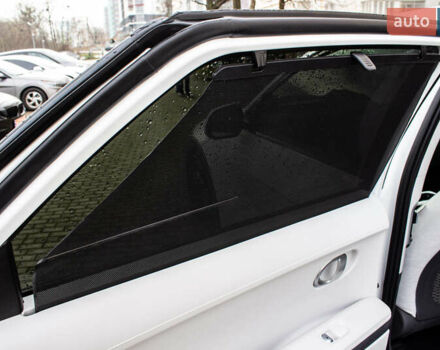 Белый Хендай Ioniq 5, объемом двигателя 0 л и пробегом 2 тыс. км за 33000 $, фото 74 на Automoto.ua