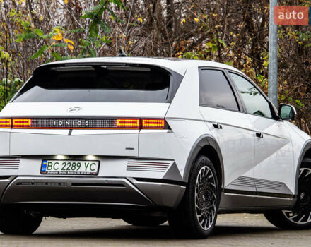 Белый Хендай Ioniq 5, объемом двигателя 0 л и пробегом 2 тыс. км за 33000 $, фото 12 на Automoto.ua