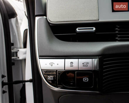 Белый Хендай Ioniq 5, объемом двигателя 0 л и пробегом 2 тыс. км за 33000 $, фото 59 на Automoto.ua