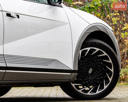 Белый Хендай Ioniq 5, объемом двигателя 0 л и пробегом 2 тыс. км за 33000 $, фото 10 на Automoto.ua