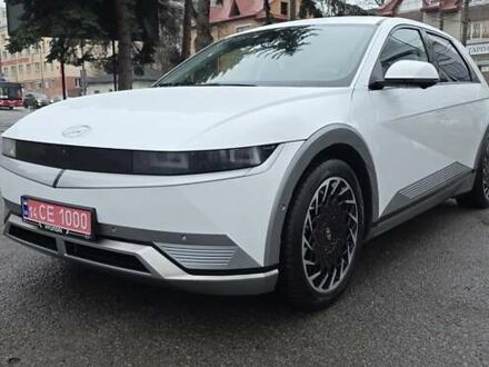 Белый Хендай Ioniq 5, объемом двигателя 0 л и пробегом 75 тыс. км за 27999 $, фото 1 на Automoto.ua