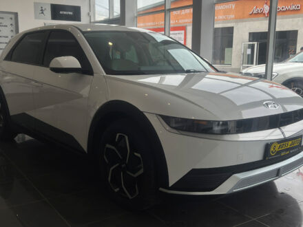 Хендай Ioniq 5 2022 в Червонограде на Automoto.ua Белый Хендай Ioniq 5, объемом двигателя 77 л и пробегом 44 тыс. км за 32500 $, фото 1 на Automoto.ua