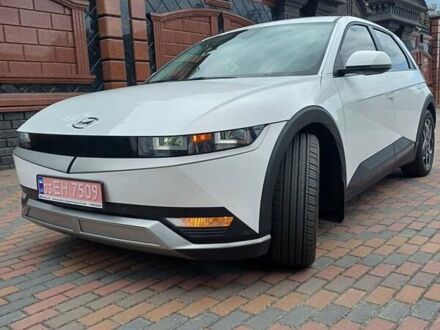 Хендай Ioniq 5 2023 в Житомире на Automoto.ua Белый Хендай Ioniq 5, объемом двигателя 0 л и пробегом 12 тыс. км за 26550 $, фото 1 на Automoto.ua