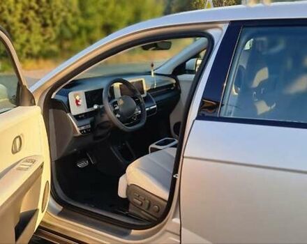 Бежевий Хендай Ioniq 5, об'ємом двигуна 0 л та пробігом 49 тис. км за 30500 $, фото 62 на Automoto.ua