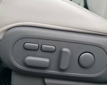 Бежевий Хендай Ioniq 5, об'ємом двигуна 0 л та пробігом 49 тис. км за 30500 $, фото 40 на Automoto.ua