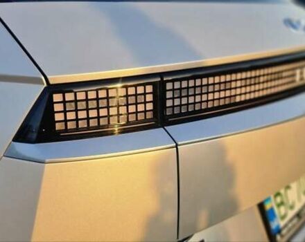 Бежевый Хендай Ioniq 5, объемом двигателя 0 л и пробегом 48 тыс. км за 31200 $, фото 7 на Automoto.ua