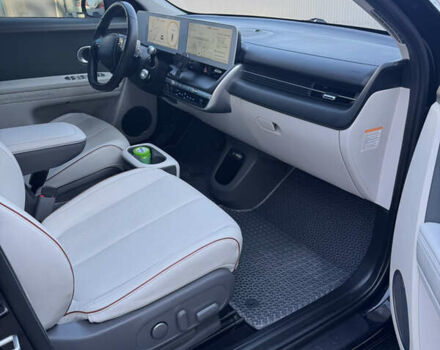 Черный Хендай Ioniq 5, объемом двигателя 0 л и пробегом 80 тыс. км за 24600 $, фото 22 на Automoto.ua