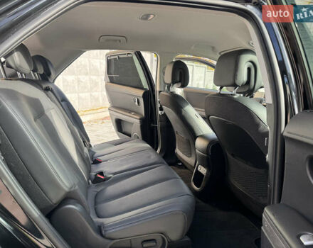 Черный Хендай Ioniq 5, объемом двигателя 0 л и пробегом 160 тыс. км за 22999 $, фото 21 на Automoto.ua