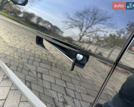 Черный Хендай Ioniq 5, объемом двигателя 0 л и пробегом 160 тыс. км за 22999 $, фото 10 на Automoto.ua