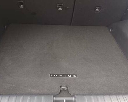 Черный Хендай Ioniq 5, объемом двигателя 0 л и пробегом 55 тыс. км за 26900 $, фото 17 на Automoto.ua